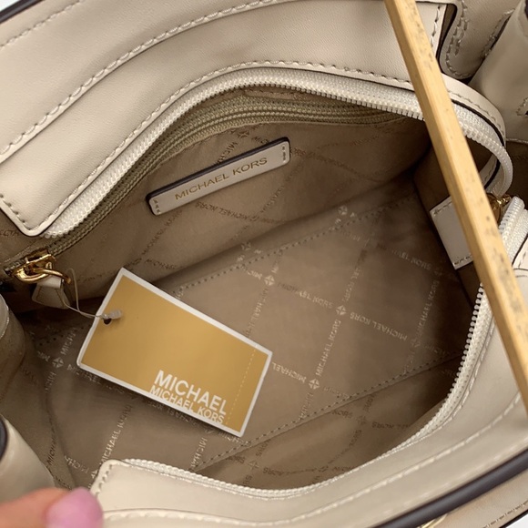 MICHAEL KORS Hamilton Small Two-Tone Satchel GOLDEN ROD MULTI color - Picture 12 of 16